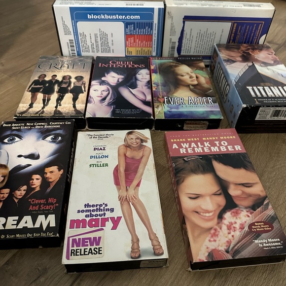 VHS Movie Collection - Picture 7 of 7